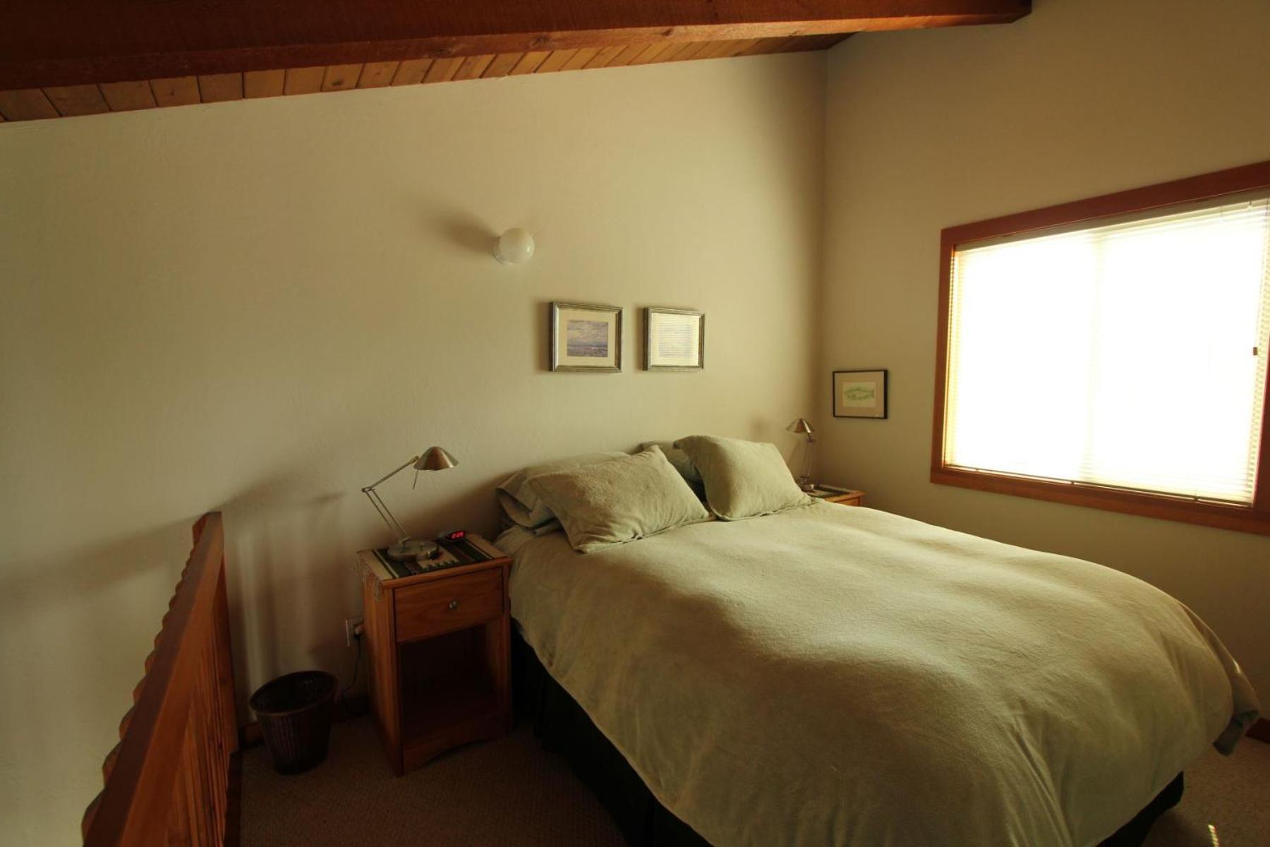 Meadow View Cabin Sisters Bagian luar foto